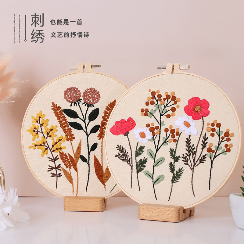 Small flower-embrodery kits for beginner,thread,hoop,fabric,pattern