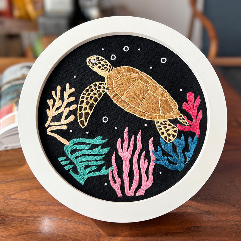 Over animals embroidery kit for beginner with fabric,thread,needles